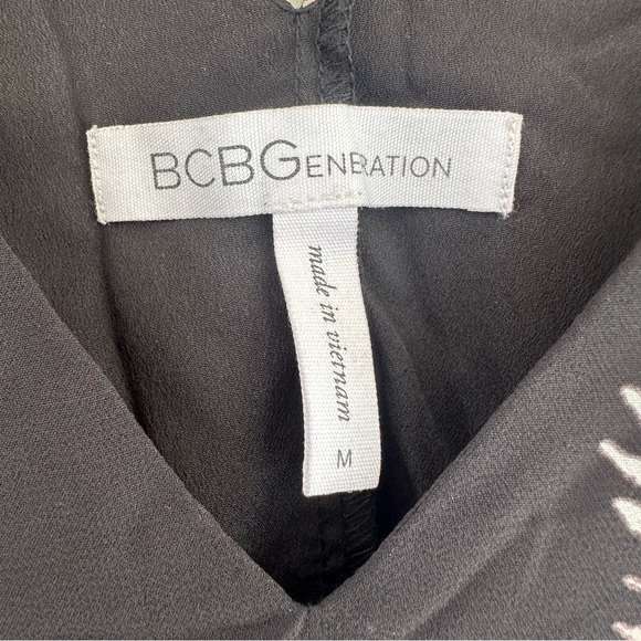 BCBGeneration Shift Dress Black with Pink Floral Size Medium - Picture 3 of 3